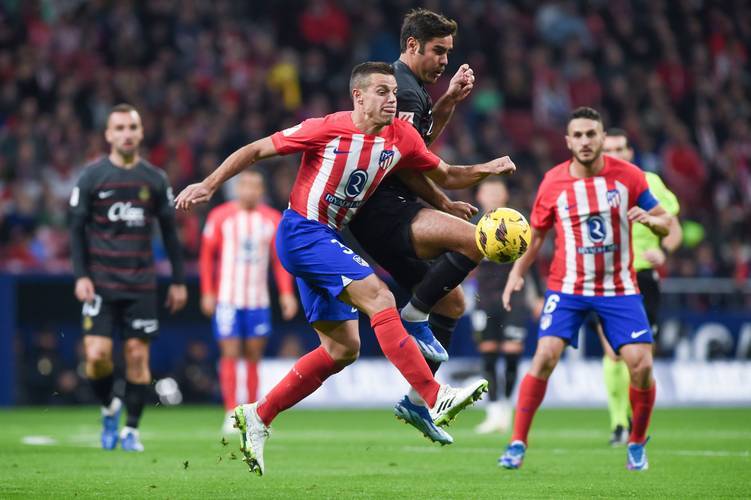 33岁埃里克森谈工资帽：收入丰厚是好事，但我踢球是因为热爱（33岁埃里克森谈工资帽：高薪固然可喜，我踢球只因热爱）