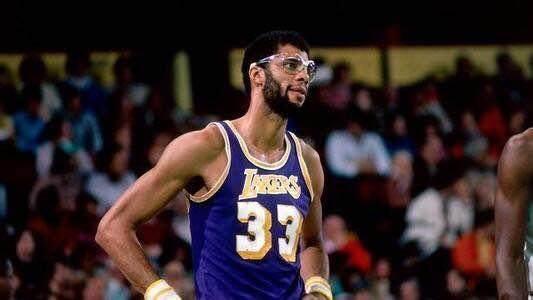 世界杯决赛于7月20日凌晨3点开球；半决赛也将在3点开球（世界杯决赛7月20日凌晨3点开赛，半决赛同一时间开球）