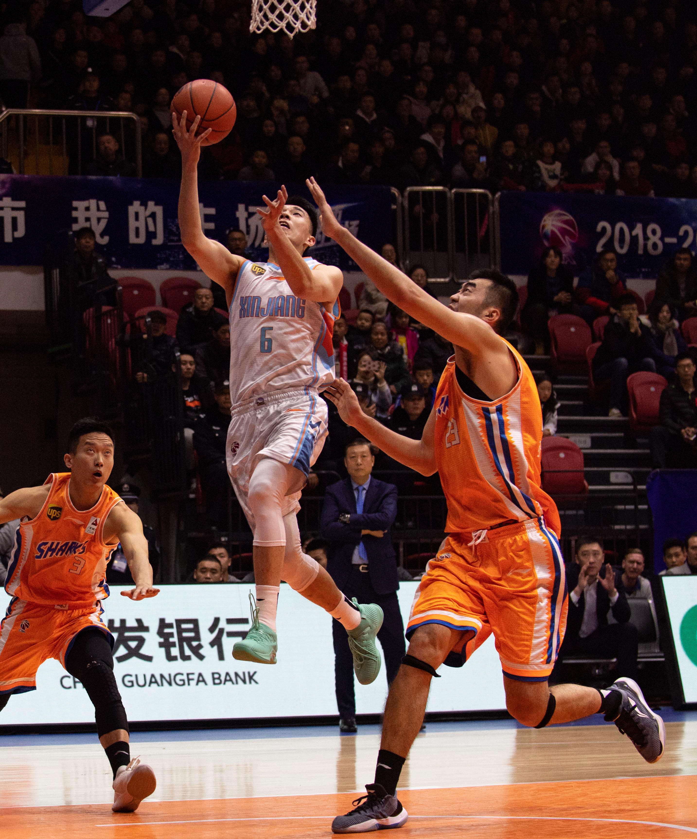 卢卡斯-恩梅加：以维尔茨的实力肯定能立足英超，他需要适应（卢卡斯-恩梅加：维尔茨足以在英超站稳脚跟，但仍需适应期）