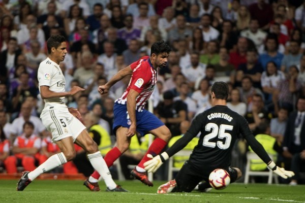 路易斯-迪亚斯导致阿什拉夫受伤，摩洛哥记者：你是个罪犯（阿什拉夫受伤引风波，摩洛哥记者痛斥路易斯-迪亚斯：你是个罪犯）