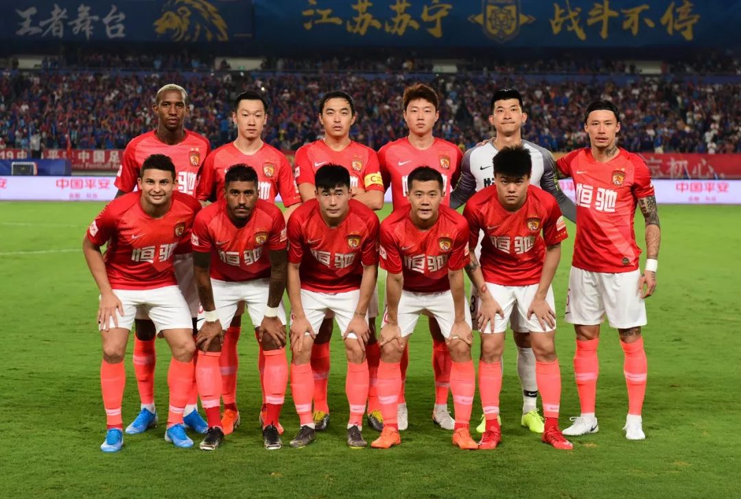 英超：阿森纳3-0完胜纽卡斯尔（英超战报：阿森纳3-0击退纽卡斯尔）