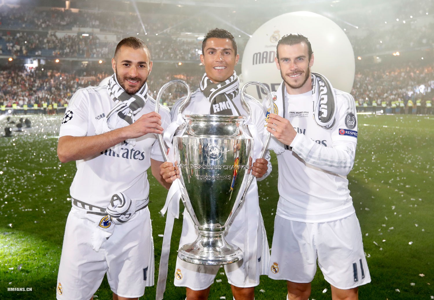 热议U22男足输越南：五后卫+偏哨都输了，非要国际日去忙全运（U22男足不敌越南引热议：五后卫失灵、判罚存争，偏在国际日分心全运）